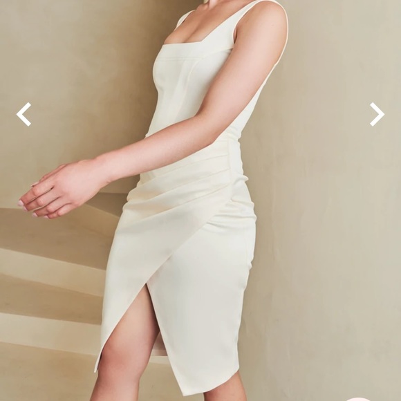 Lavish Alice Dresses & Skirts - NWOT Lavish Alice Off-White Corest Dress